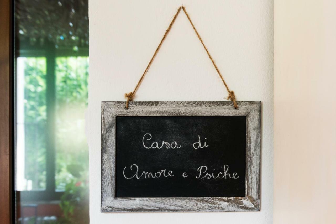 Casa↨Di Amore E Psiche Verona Bagian luar foto